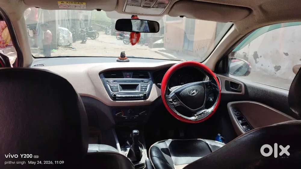 Hyundai I20 2018 Cng & Hybrids 92300 Km Driven