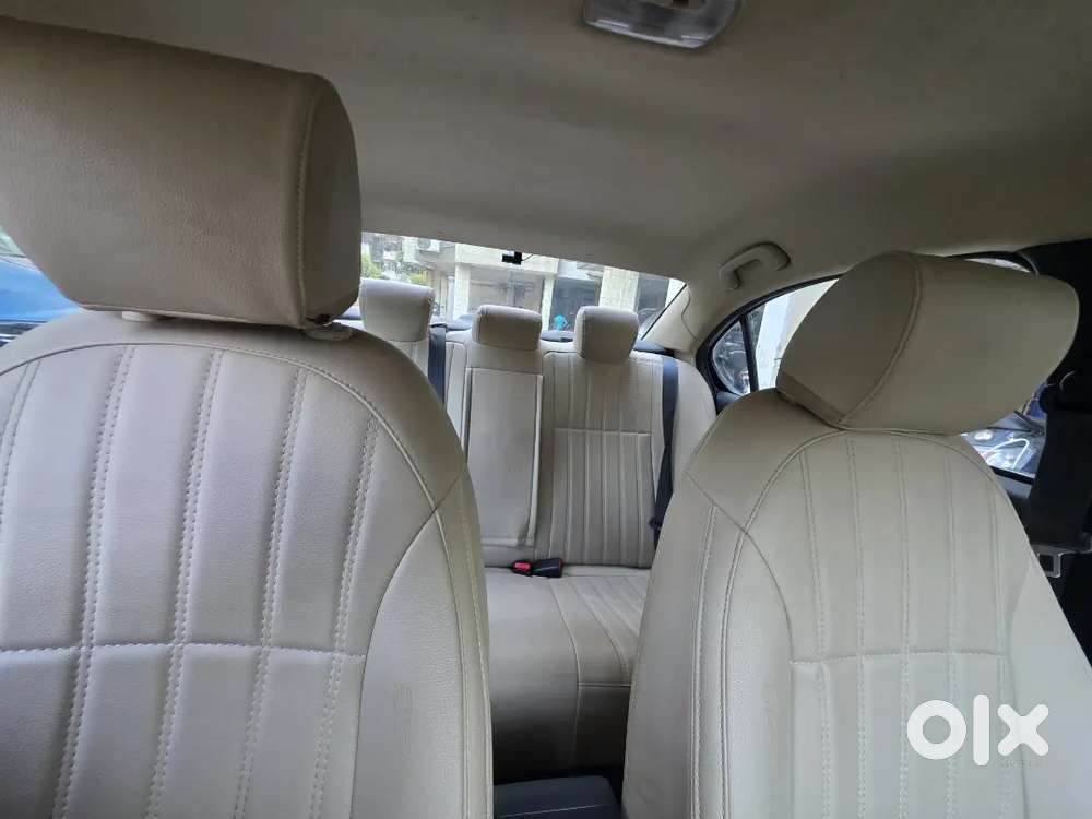 Honda Amaze 3rd Gen 2025 Vx Cvt (auto) Petrol + Company Cng, 32000 Kms
