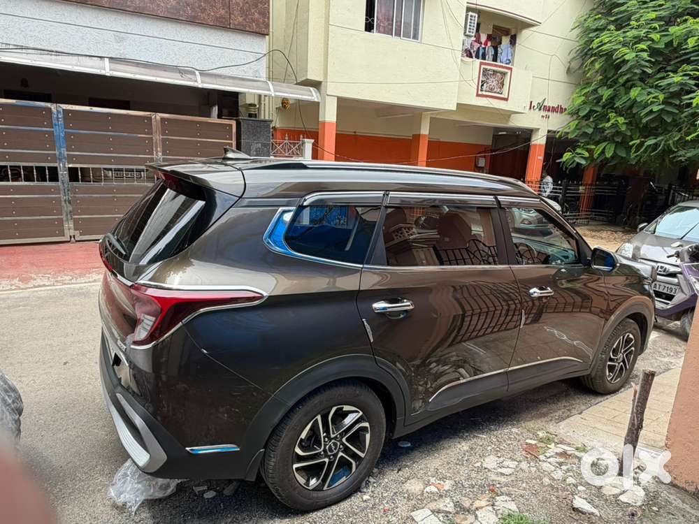 Kia Carens Petrol 2023