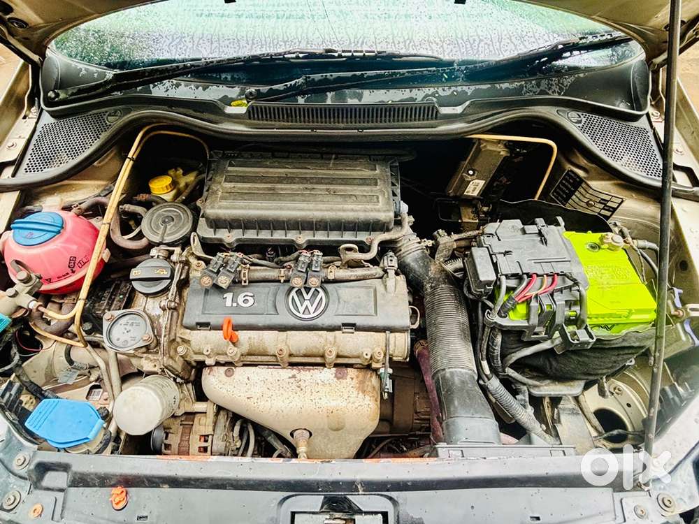 Volkswagen Vento Petrol Manual 2011