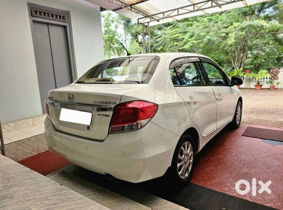 Honda Amaze Vx 1.2 Petrol Cvt, 2015, Petrol