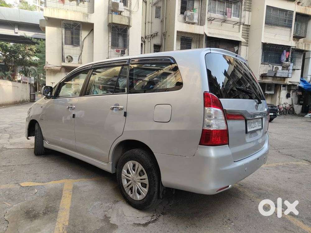 Toyota Innova 2.5 Ev (diesel) Ps 8 Seater Bs Iv, 2014, Diesel