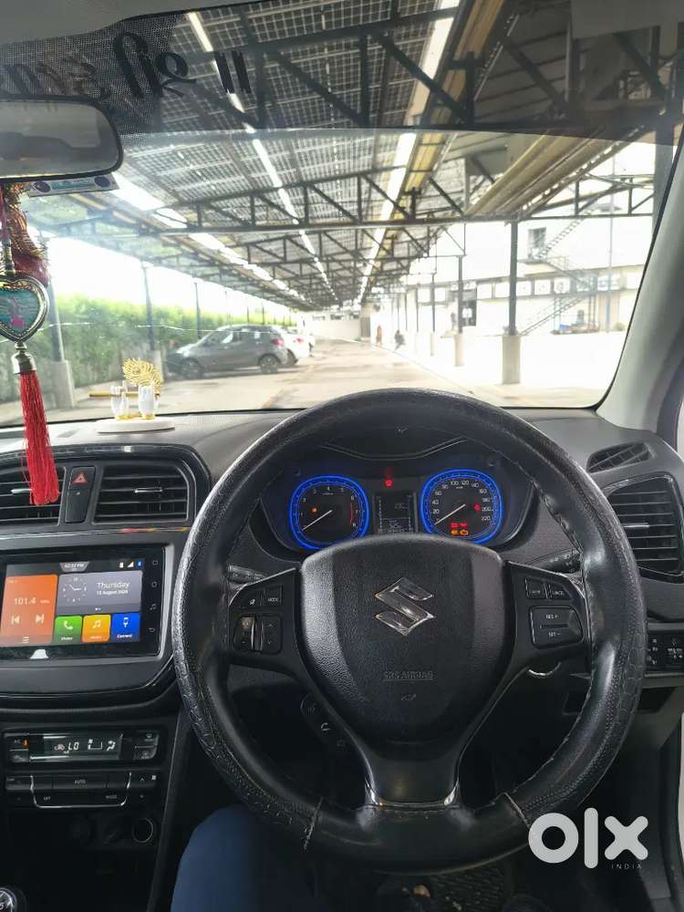 Maruti Suzuki Brezza 2022 Zxi Hybrid Manual
