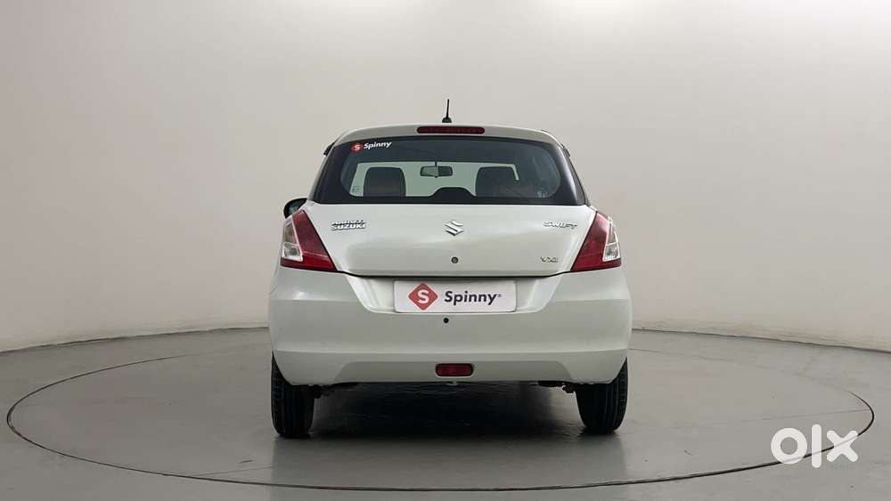 Maruti Suzuki Swift Vxi Optional, 2016, Petrol