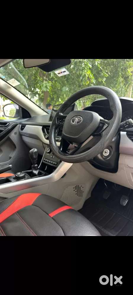 Tata Nexon 1.5 Revotorq Xm, 2018, Diesel