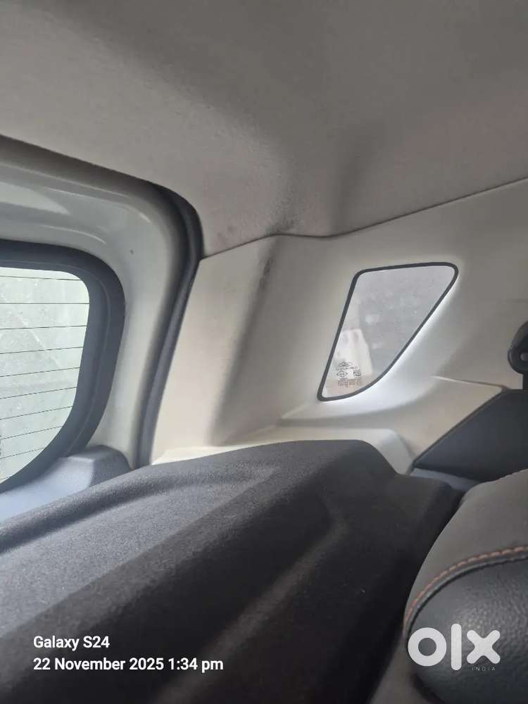 Ford Ecosports Top Model With Sunroof In Good Condition