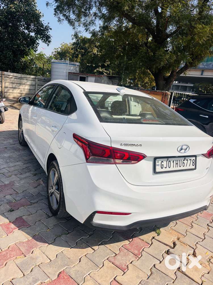 Hyundai Verna 1.5 Sx Diesel At, 2017, Diesel