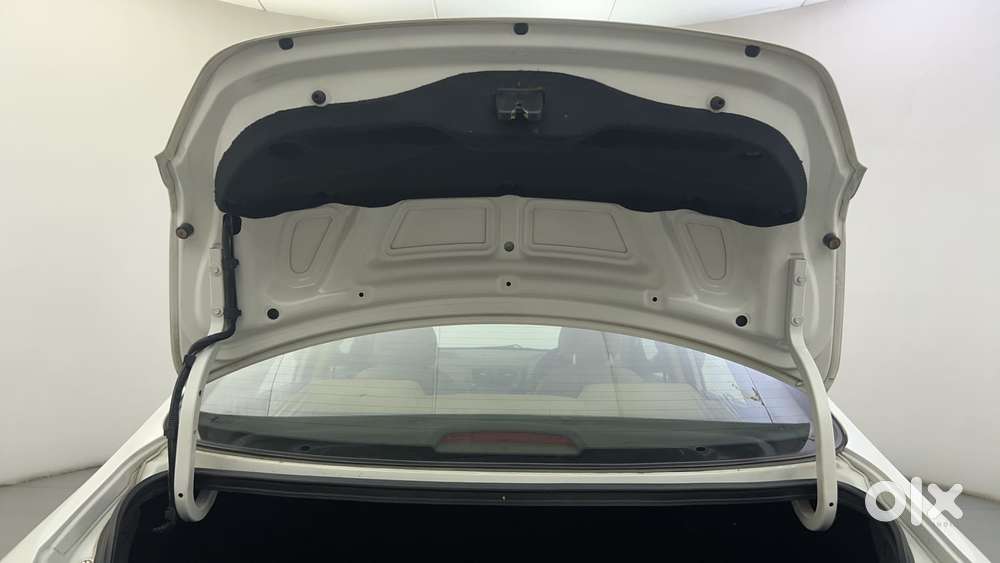 Hyundai Verna 1.6 Sx Vtvt, 2016, Petrol