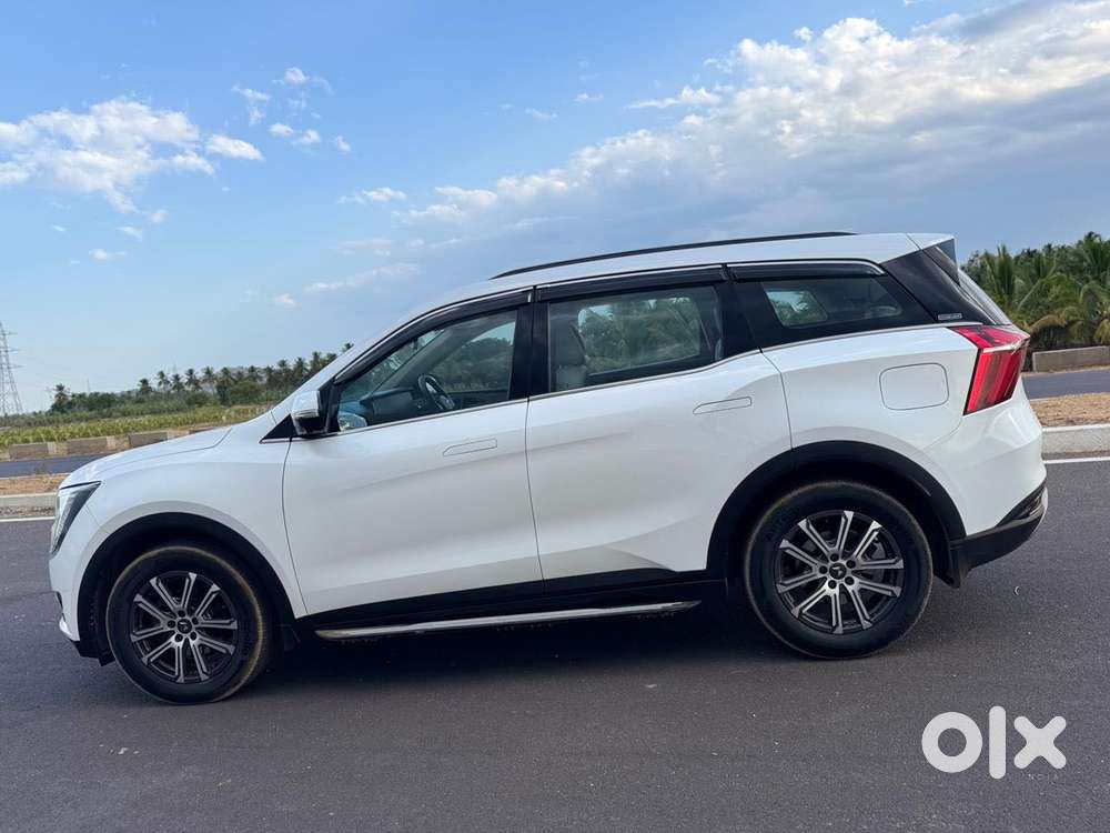 Mahindra Xuv700 2.2 Ax 7 Diesel Mt Luxury Pack Str, 2023, Diesel