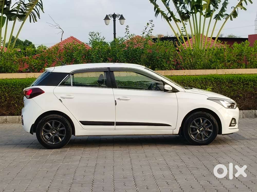 Hyundai I20 Sportz Plus, 2019, Cng & Hybrids