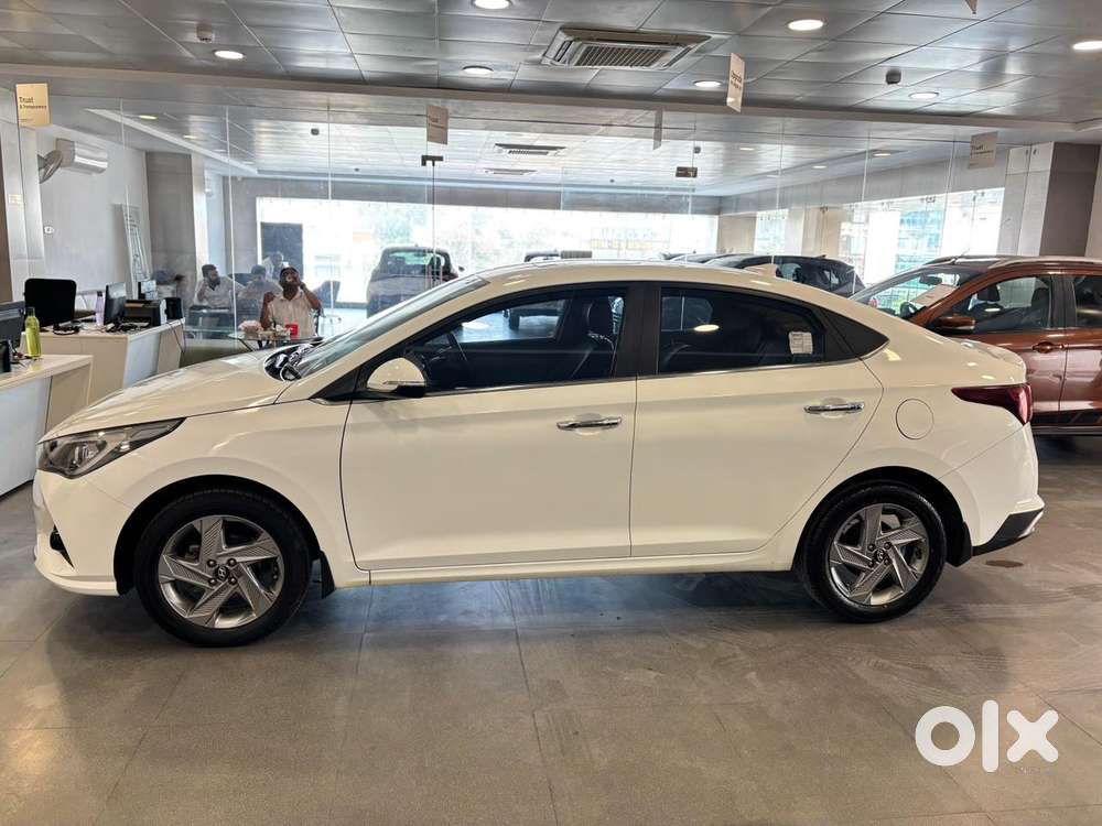 Hyundai Verna 1.5 Sx (o) Ivt, 2021, Petrol