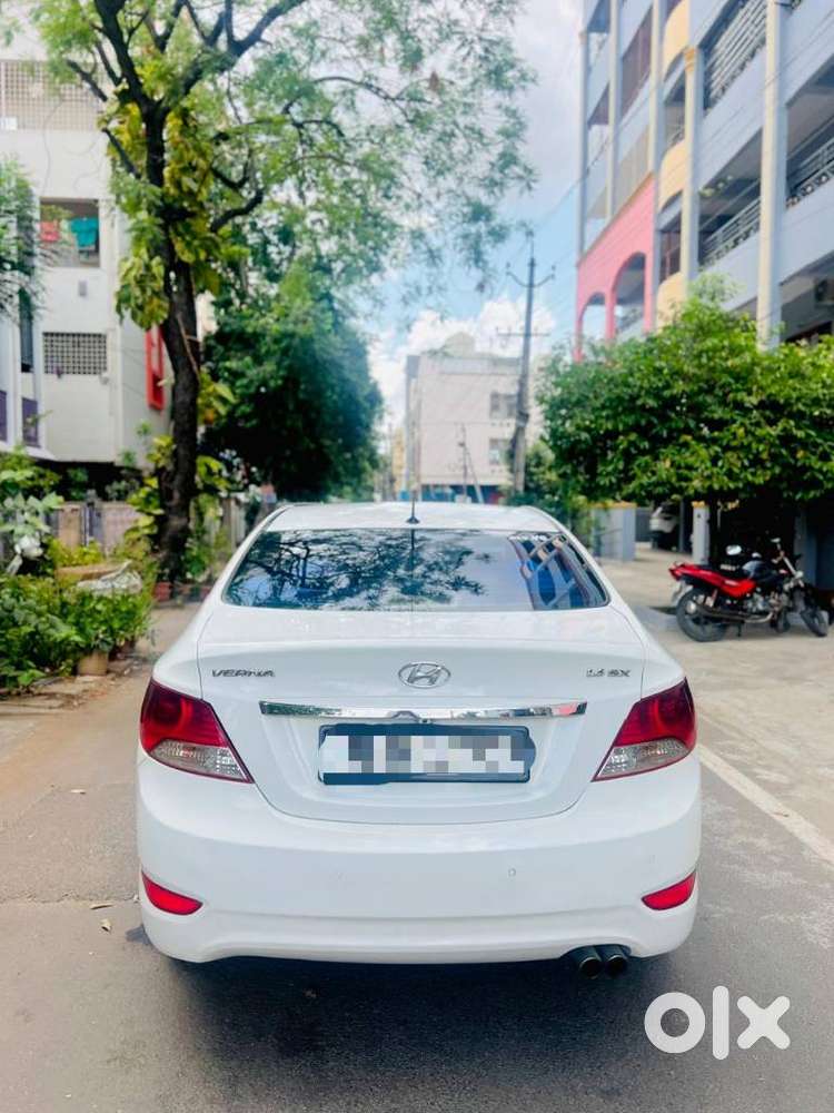 Hyundai Verna Fluidic 1.6 Vtvt Sx, 2014, Diesel