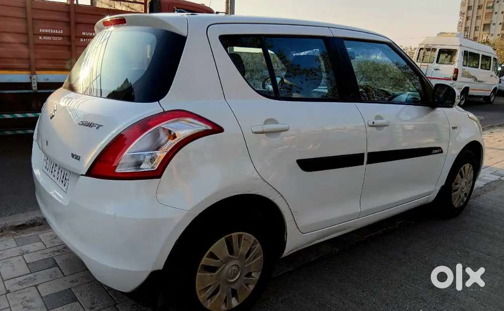 Maruti Suzuki Swift 2012 Petrol