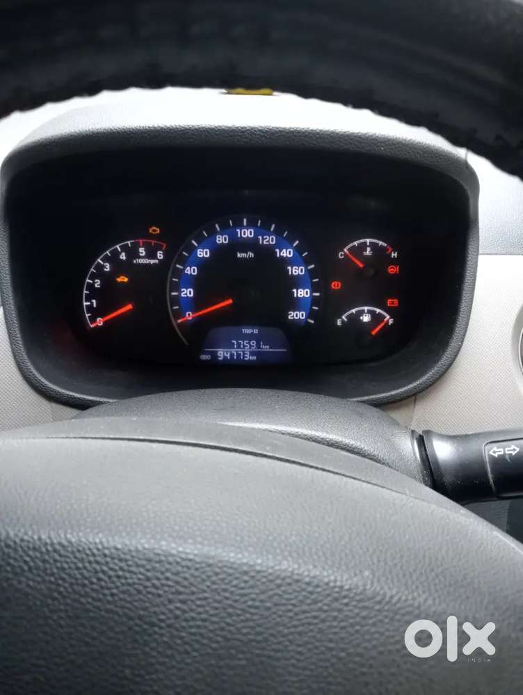 One Hand Chali Car Hai