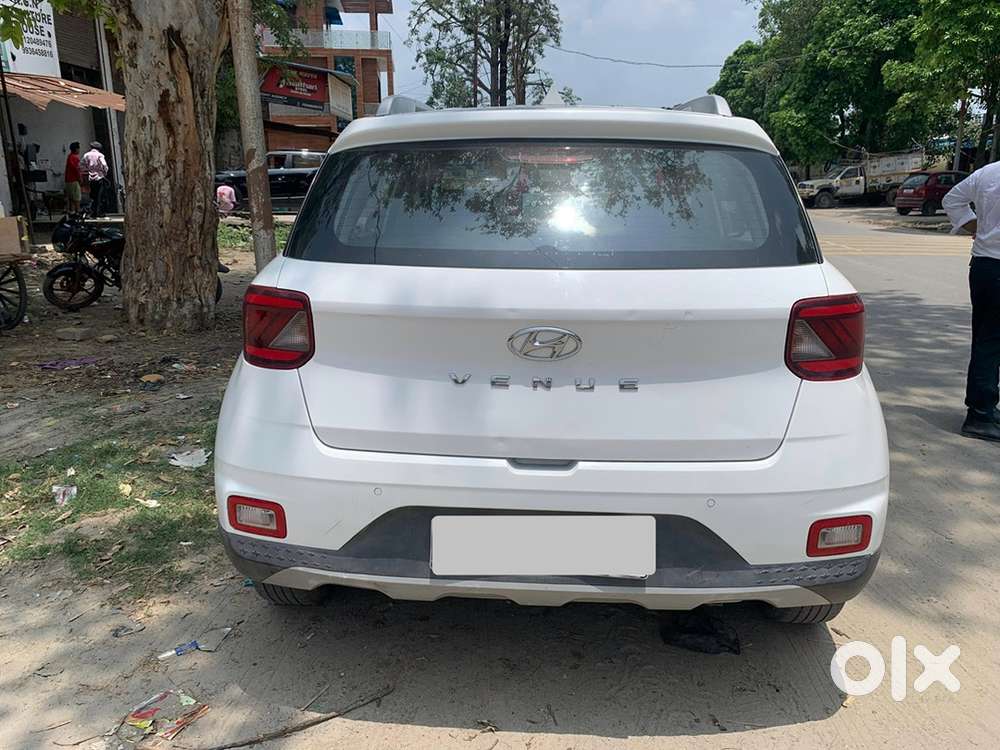 Hyundai Venue Petrol 2021 Manual In New Condition