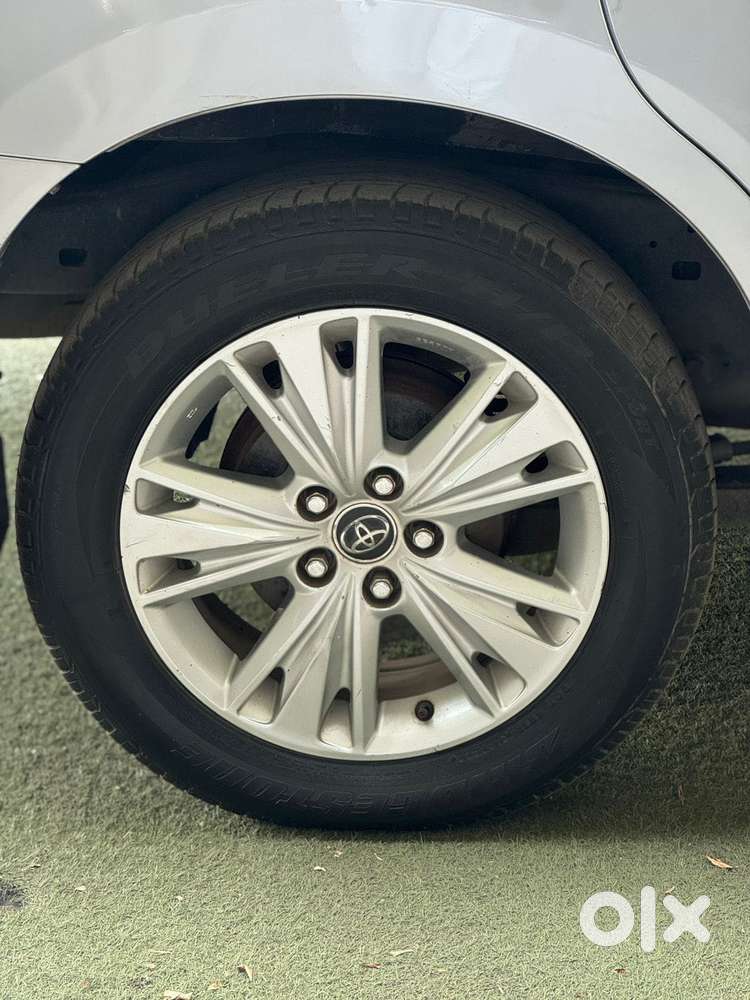 Toyota Innova Crysta 2.8 Z, 2016, Diesel