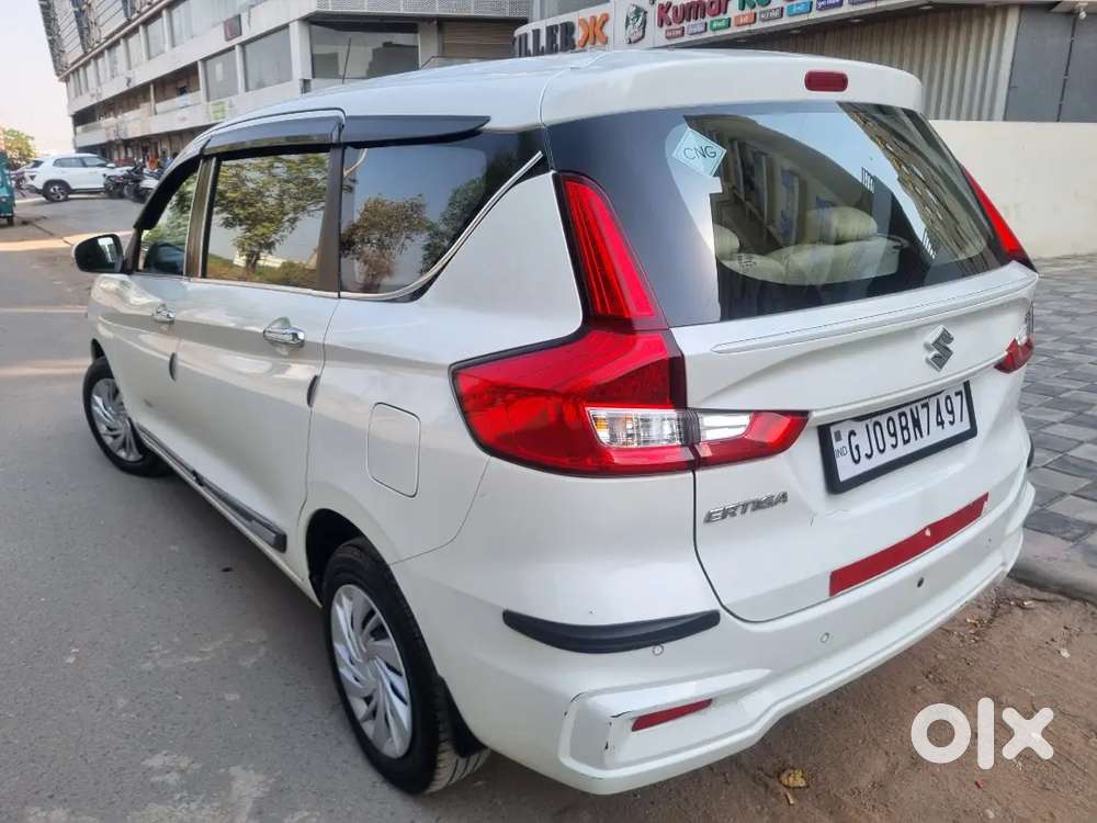 **urgent** Maruti Suzuki Ertiga 2023 Cng & Hybrids 53890 Km Driven