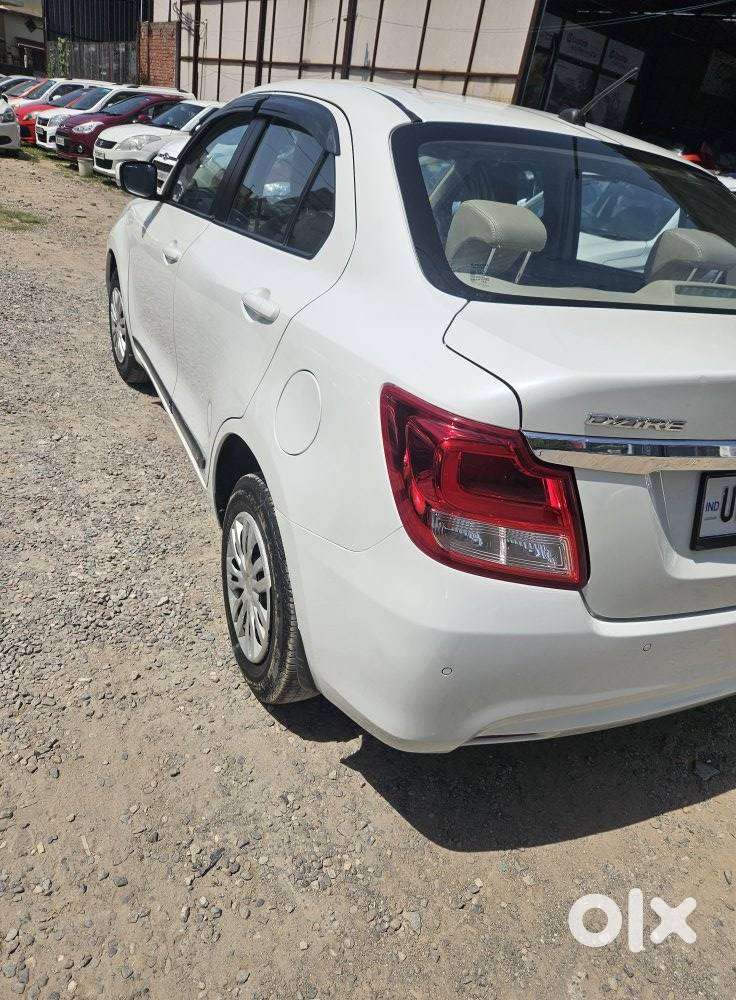 Maruti Suzuki Swift Dzire Vxi Optional, 2020, Petrol