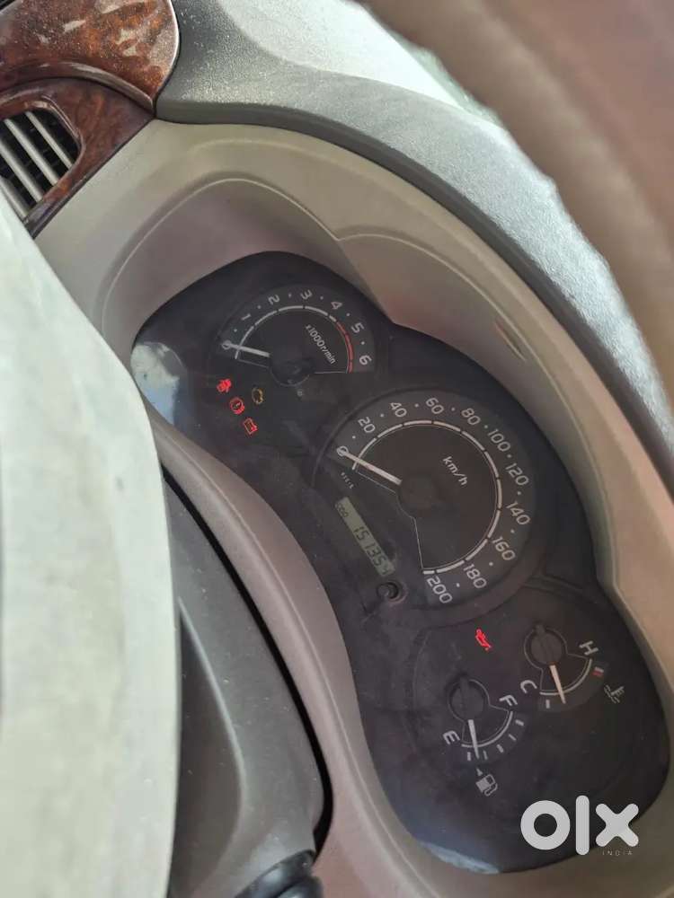 Toyota Innova 2009 Diesel 151000 Km Driven