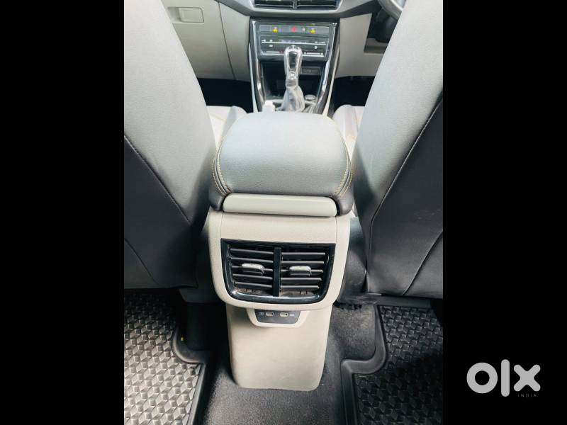 Skoda Kushaq Style 1.0l Tsi At, 2022, Petrol