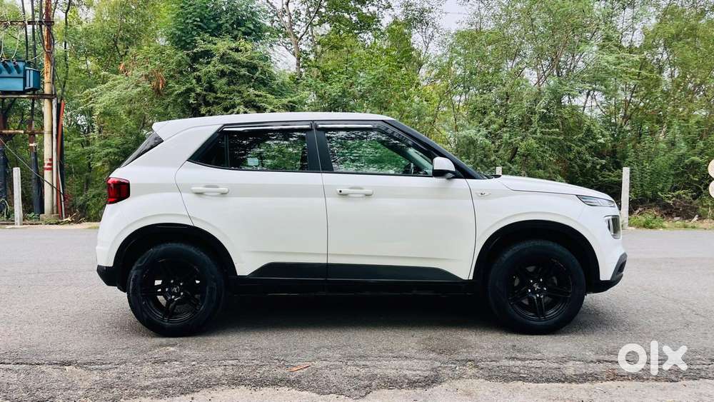 Hyundai Venue E 1.2 Petrol, 2021, Petrol