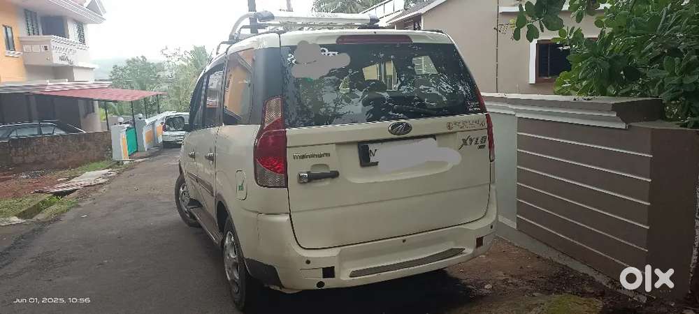 Mahindra Xylo 2017