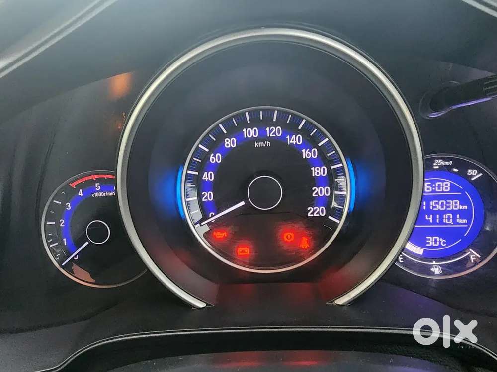 Honda Jazz 2016 Diesel Well Maintained