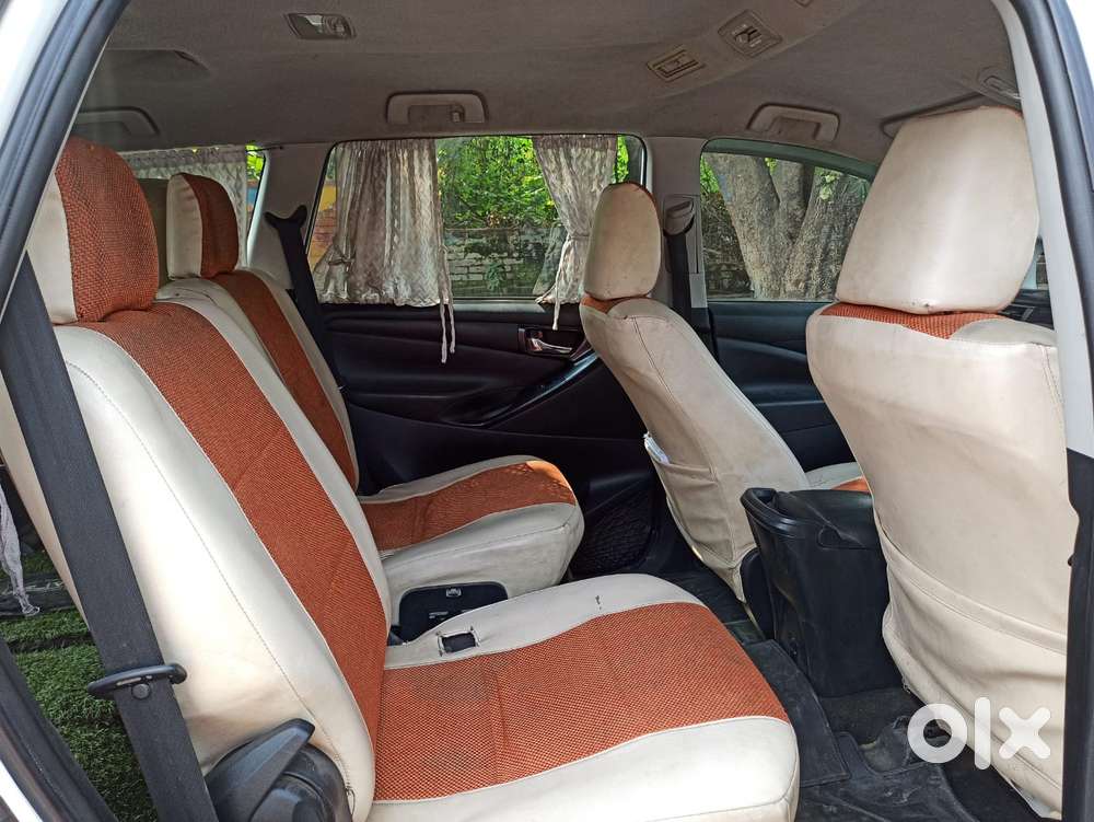 Toyota Innova Crysta 2.4 G Mt, 2017, Diesel