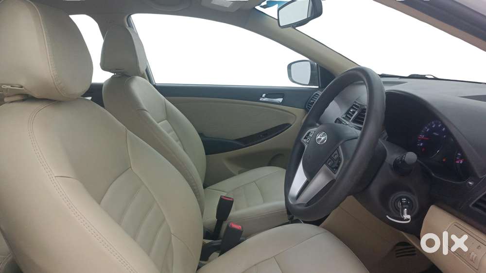 Hyundai Verna Fluidic 1.6 Vtvt Sx Automatic, 2014, Petrol