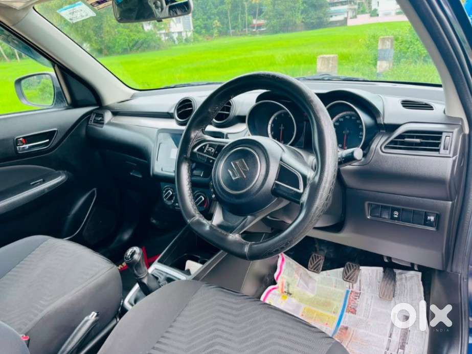 Maruti Suzuki Swift 1.2 Vxi (o), 2022, Petrol