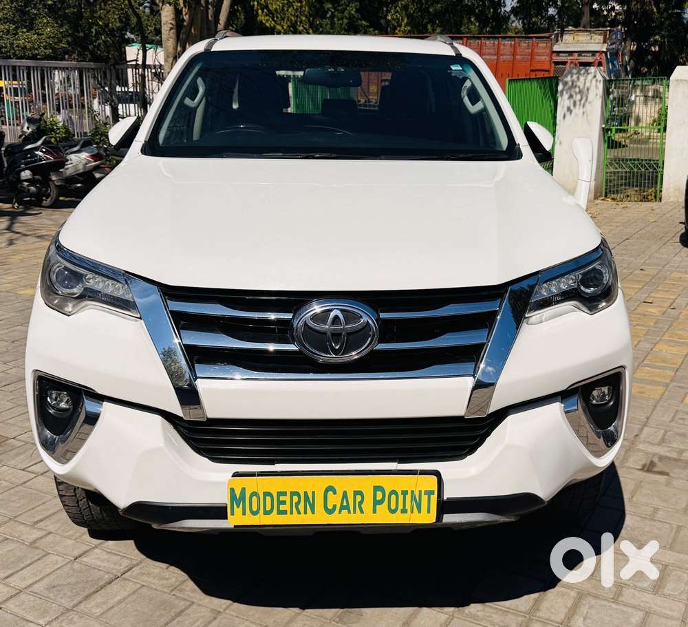 Toyota Fortuner 4x2 At 2.8 Diesel, 2020, Diesel