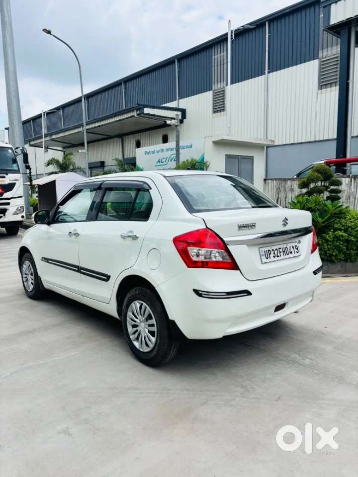 Maruti Suzuki Swift Dzire 1.2 Vxi Bsiv, 2013, Petrol