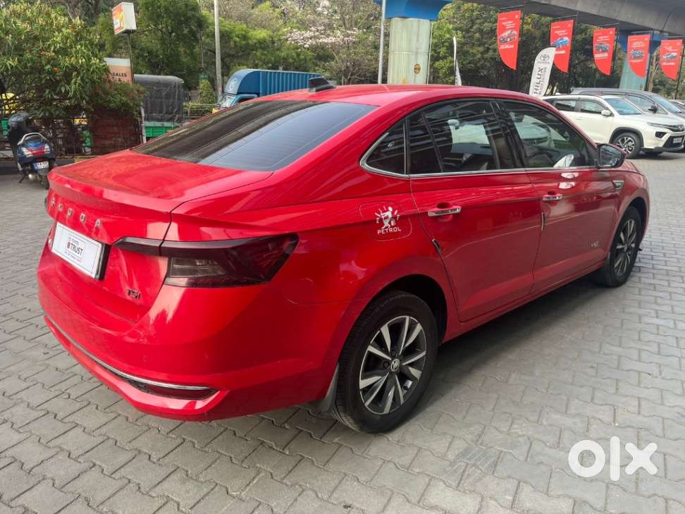 Skoda Slavia Style 1.0 Tsi At Dual Tone, 2023, Petrol