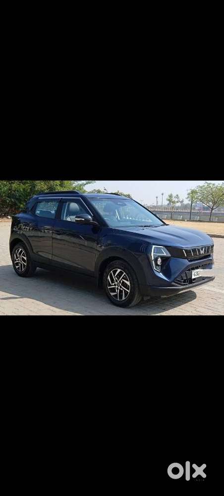 Mahindra Xuv 3xo Ax5l 1.2 Petrol At, 2024, Lpg
