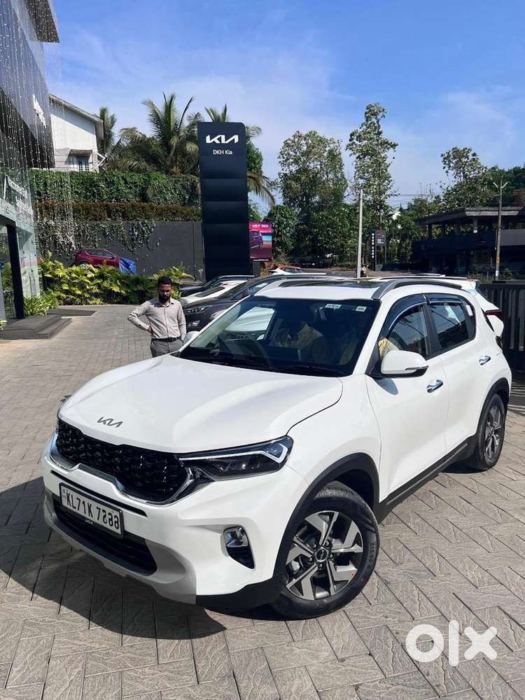 Kia Petrol Car 2023