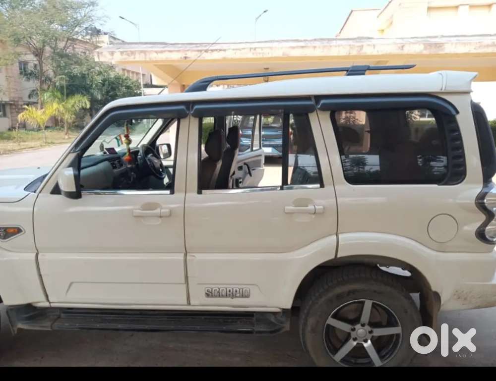 Mahindra Scorpio  2018 Diesel Manual