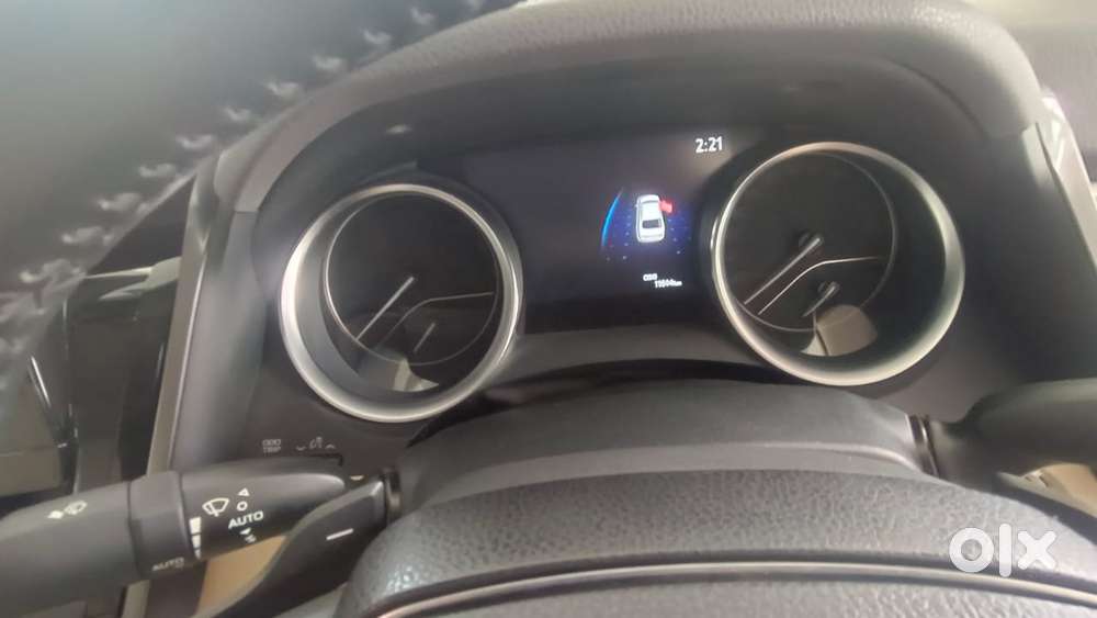 Toyota Camry Hybrid, 2023, Cng & Hybrids