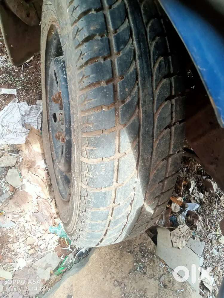 Maruti Suzuki 800 2000 Year