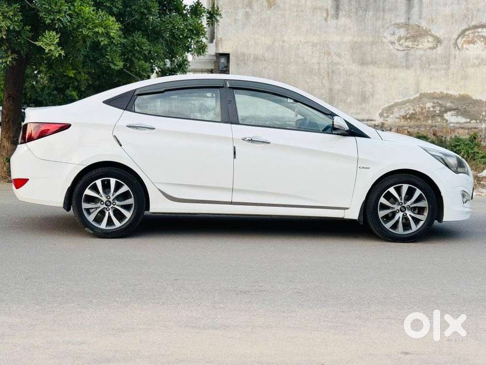 Hyundai Verna, 2015