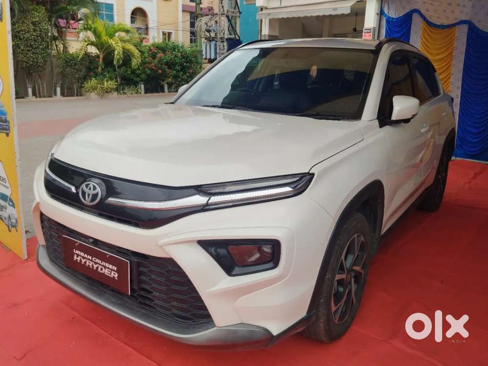Toyota Urban Cruiser Hyryder 1.5 V Neo Drive At, 2025, Petrol