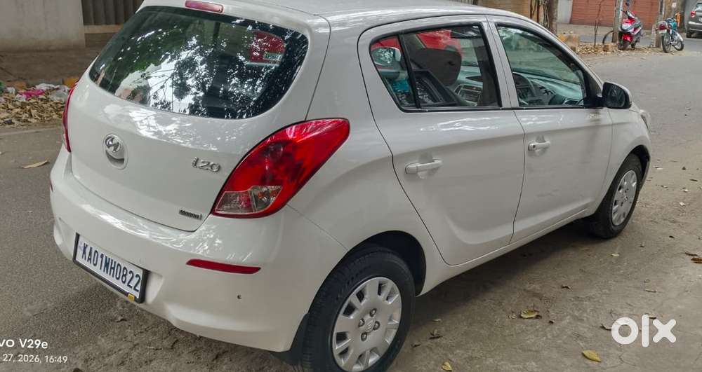 Hyundai I20 Petrol Cvt Magna Executive, 2013, Petrol