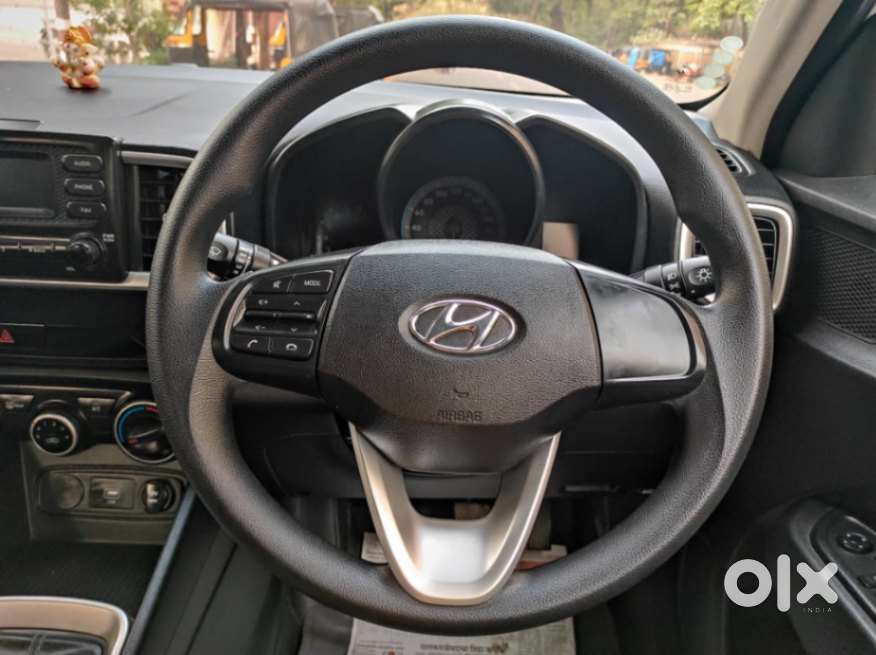 Hyundai Venue 1.2 S Plus, 2020, Petrol