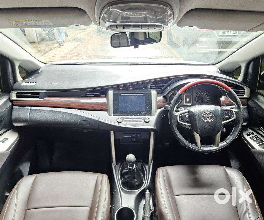 Toyota Innova Crysta 2.4 Vx Mt 8s, 2019, Diesel