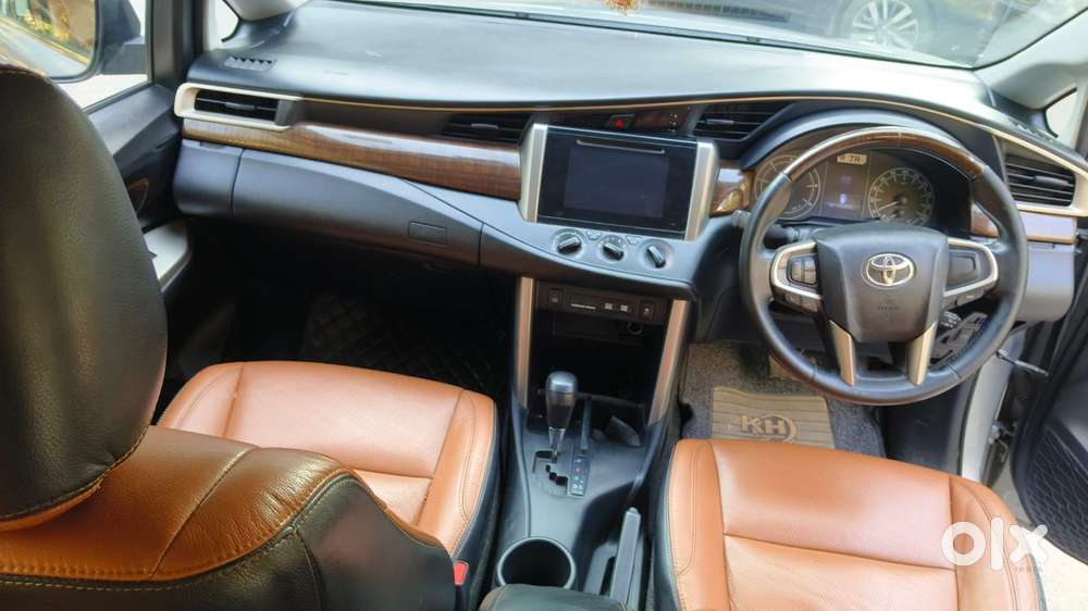 Toyota Innova Crysta 2.7 Gx At, 2020, Diesel