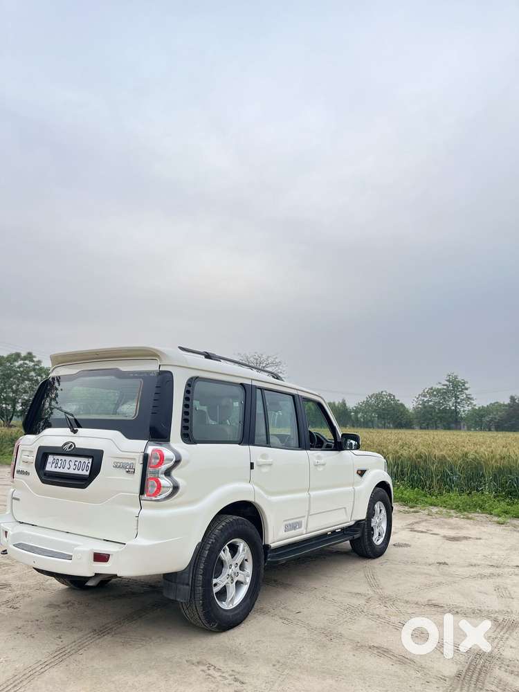 Mahindra Scorpio S10 At 2wd, 2016, Diesel
