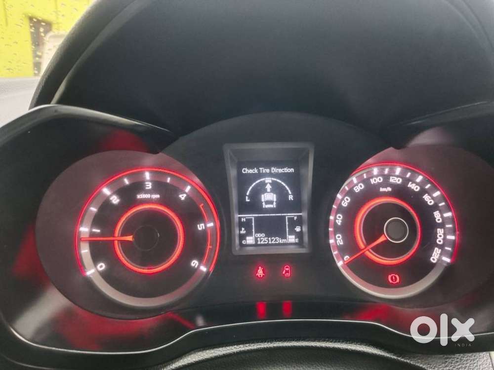 Mahindra Xuv300 W8 Diesel, 2020, Diesel