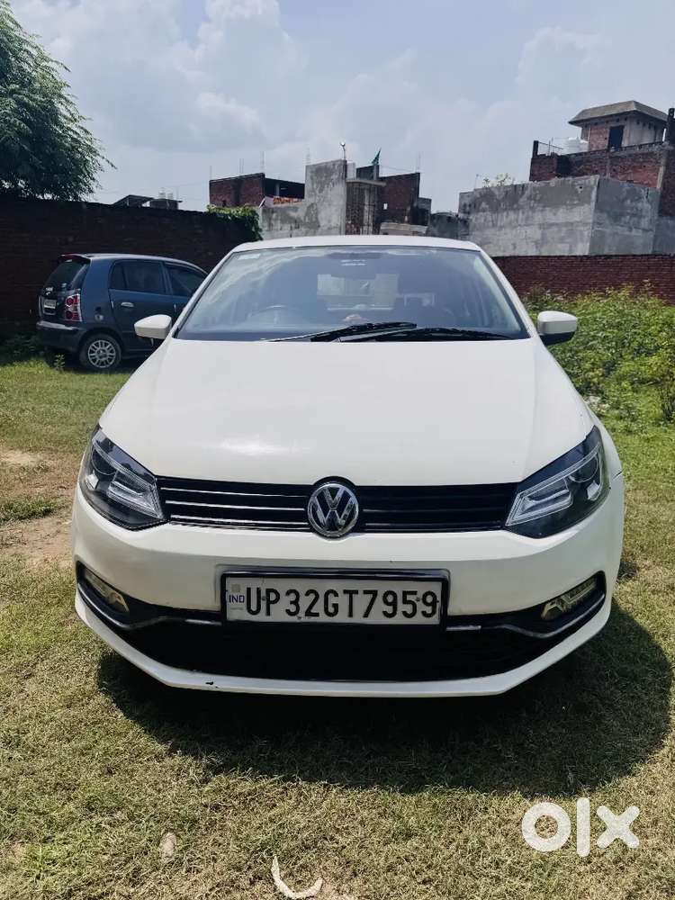 Volkswagen Polo 2015 Year Car