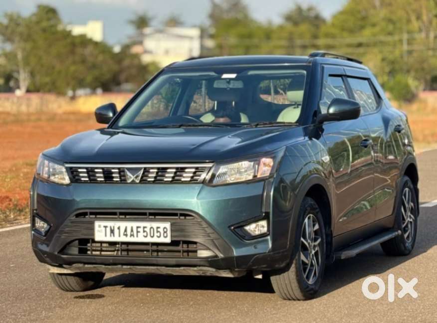 Mahindra Xuv300 W6, 2023, Petrol