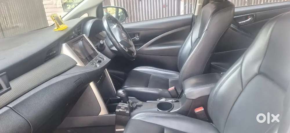 Toyota Innova Crysta 2019