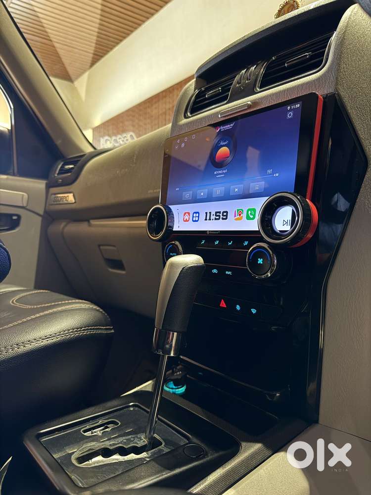 Mahindra Scorpio S10 At 2wd, 2015, Diesel